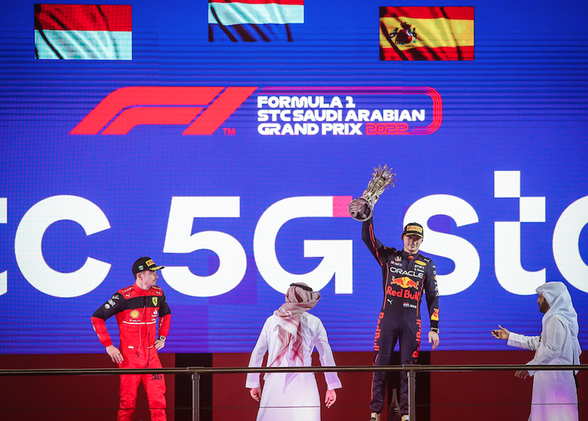 F1 Suudi Arabistan Grand Prix'sini Verstappen kazandı