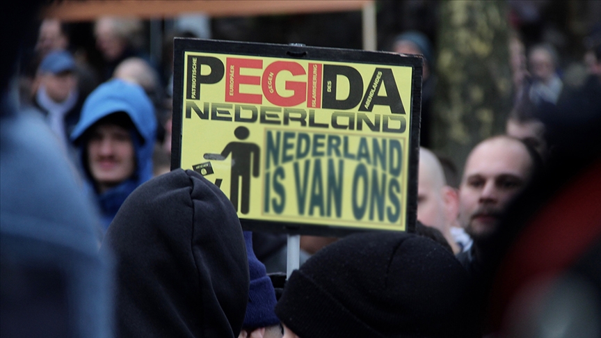 Hollanda'da PEGIDA hareketi ramazanda cami önlerinde mangallı eylem planlıyor