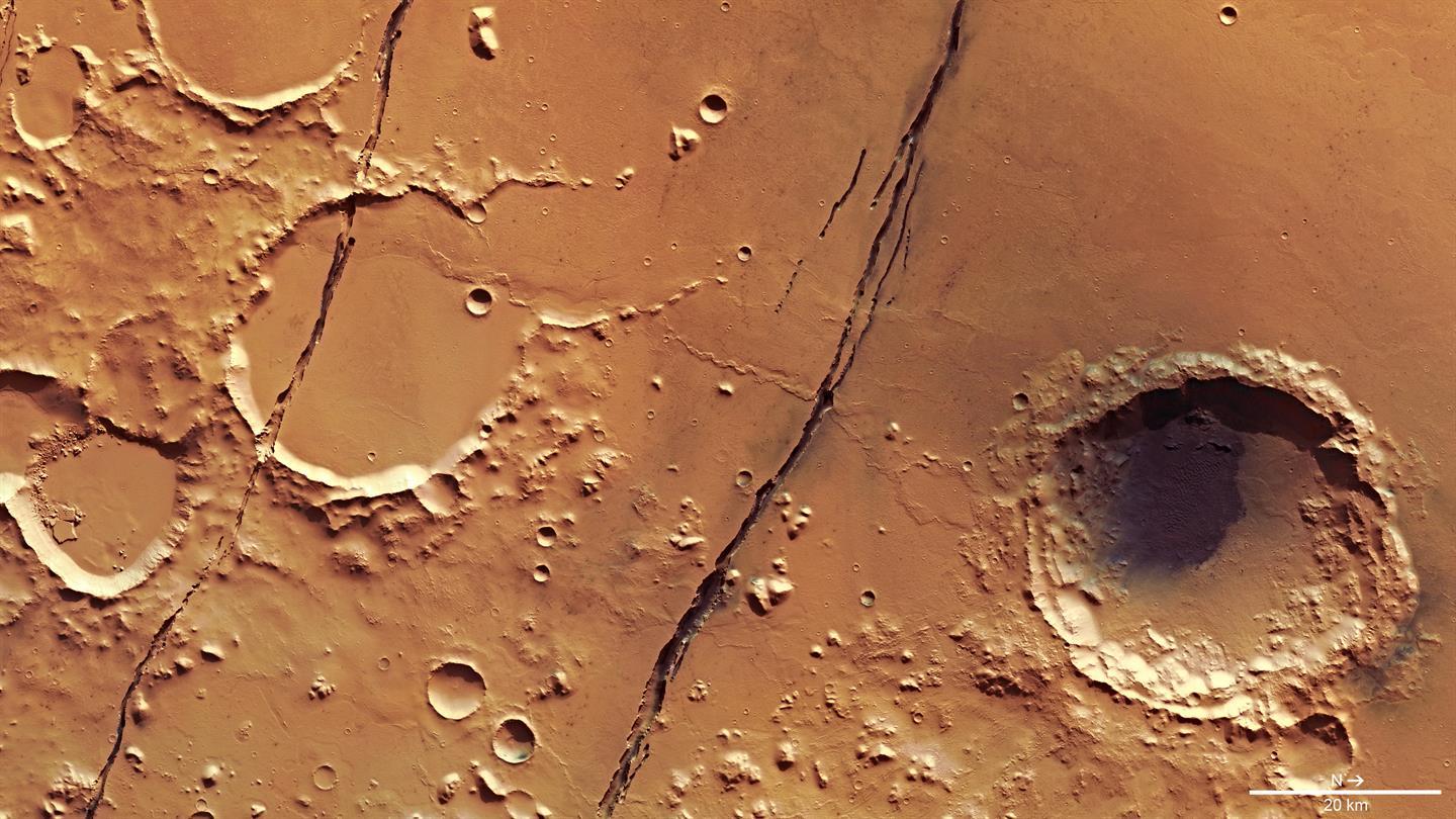 NASA aracı, Mars'ta daha önce hiç tespit edilmemiş depremlerin 