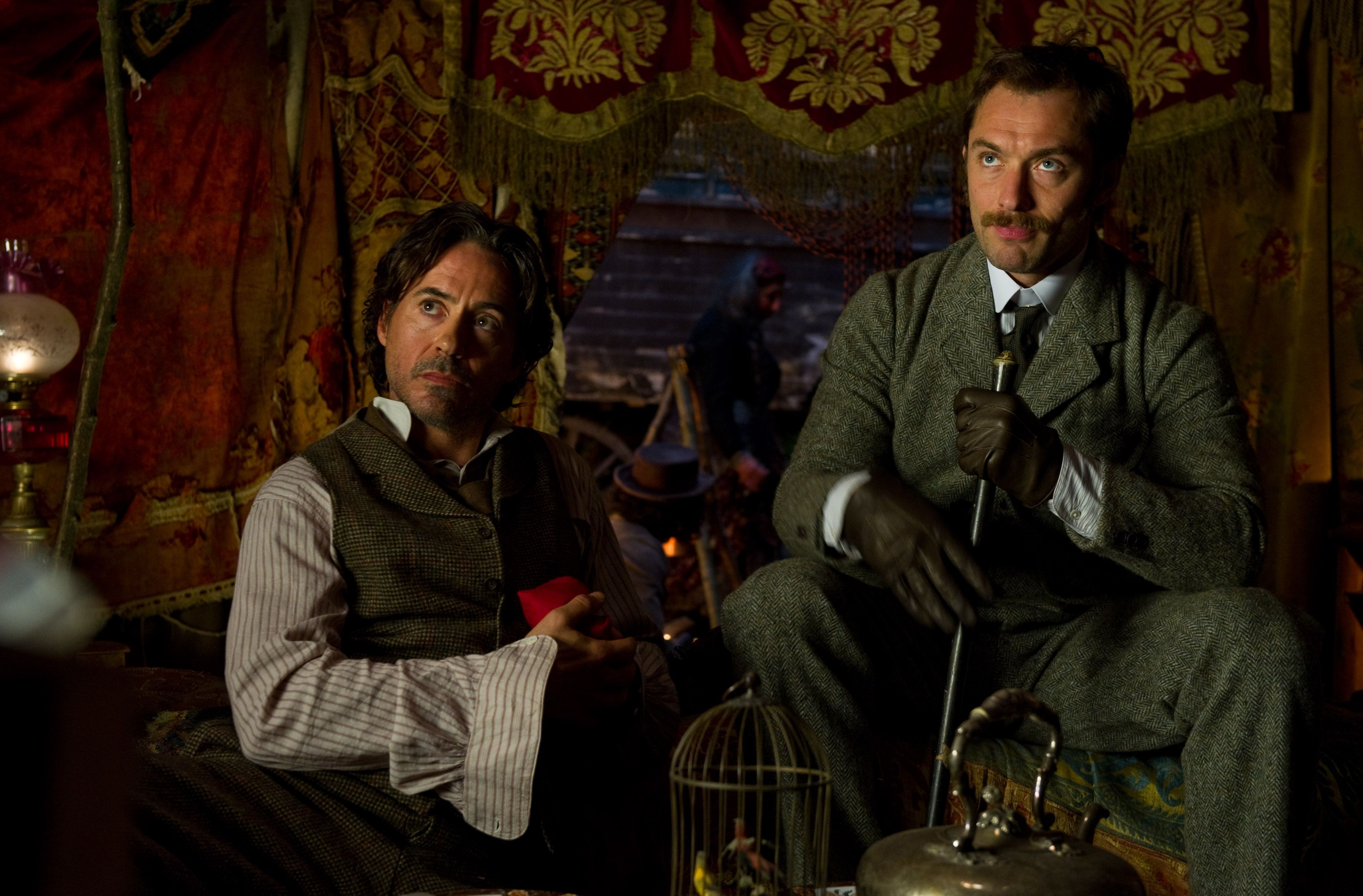 Robert Downey Jr.'dan iki yeni Sherlock Holmes dizisi geliyor