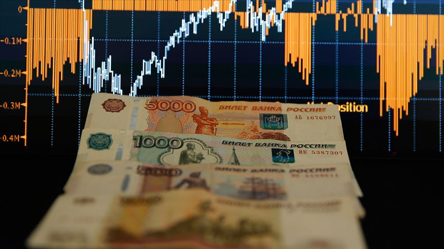 Yaptırımlara rağmen ruble ve Rus borsaları yükselişe geçti