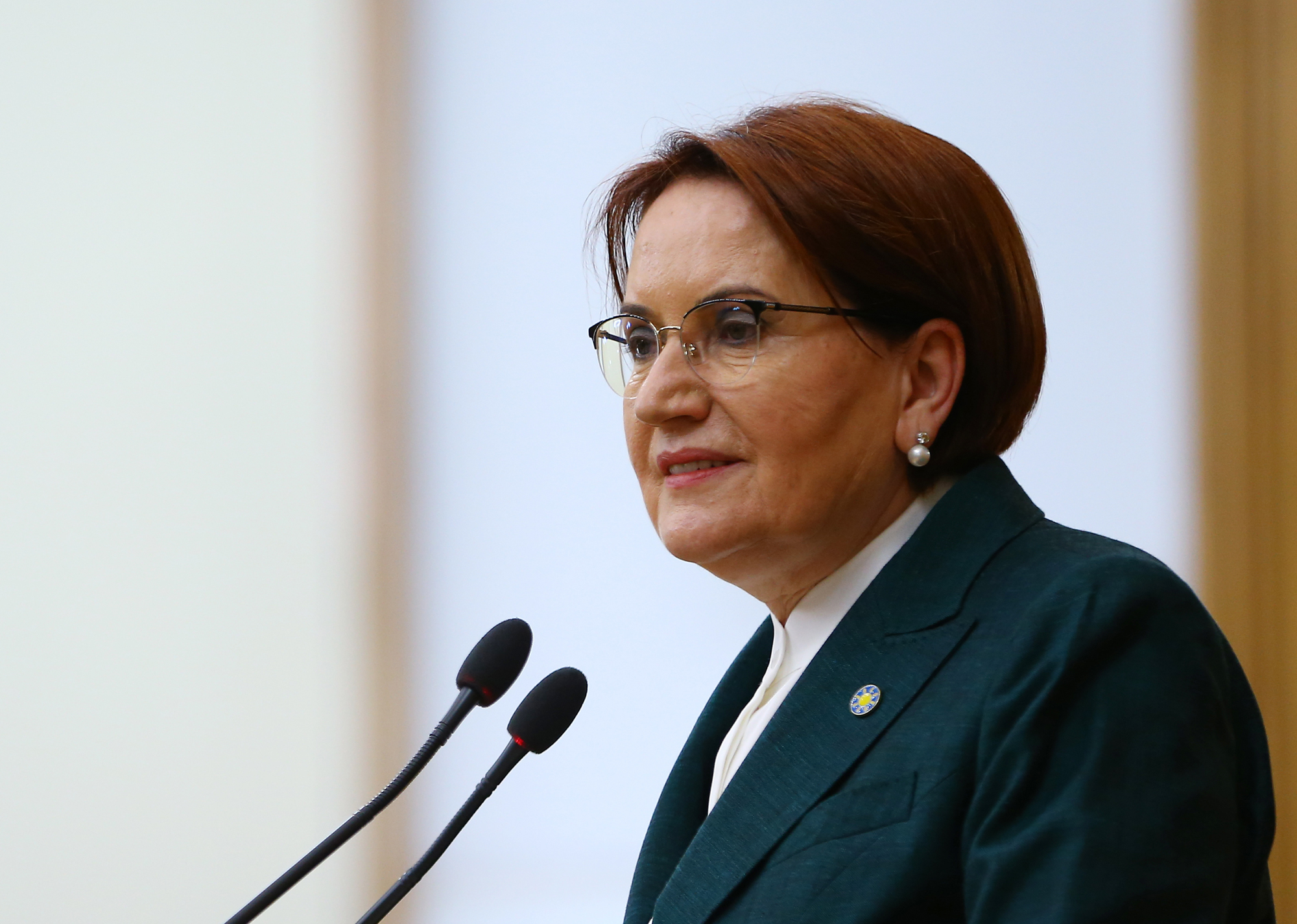 Akşener, 