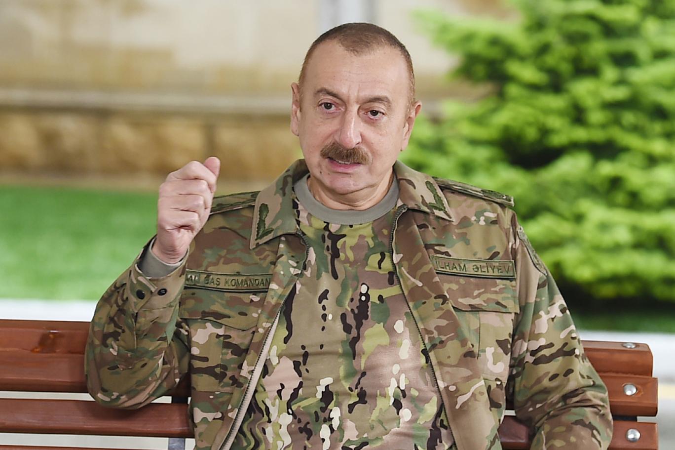 Ильхам Алиев высмеял Пашиняна
