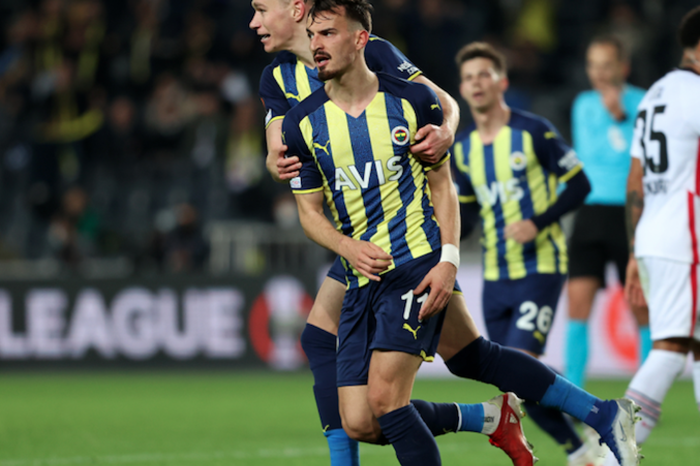 Fenerbahçe, UEFA Avrupa Ligi'ne Beraberlikle Veda Etti: Konferans Ligi ...