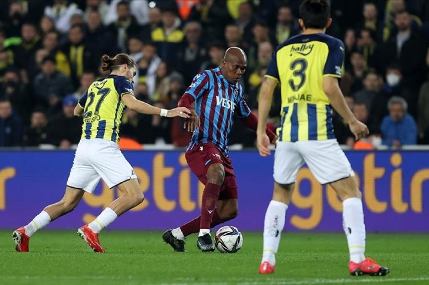 Trabzonspor Puan Kaybediyor, Fenerbahçe Takibi Sürdürüyor... Süper Lig ...