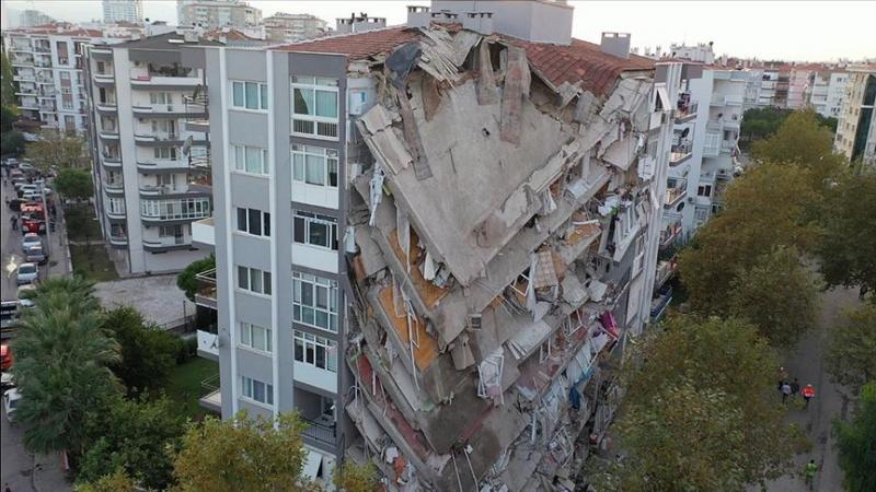 İzmir deprem AA.jpg
