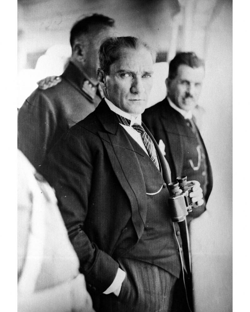 Atatürk 1 AA.jpg
