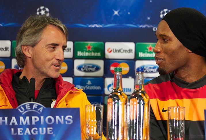 Mancini-Drogba-AA.jpg