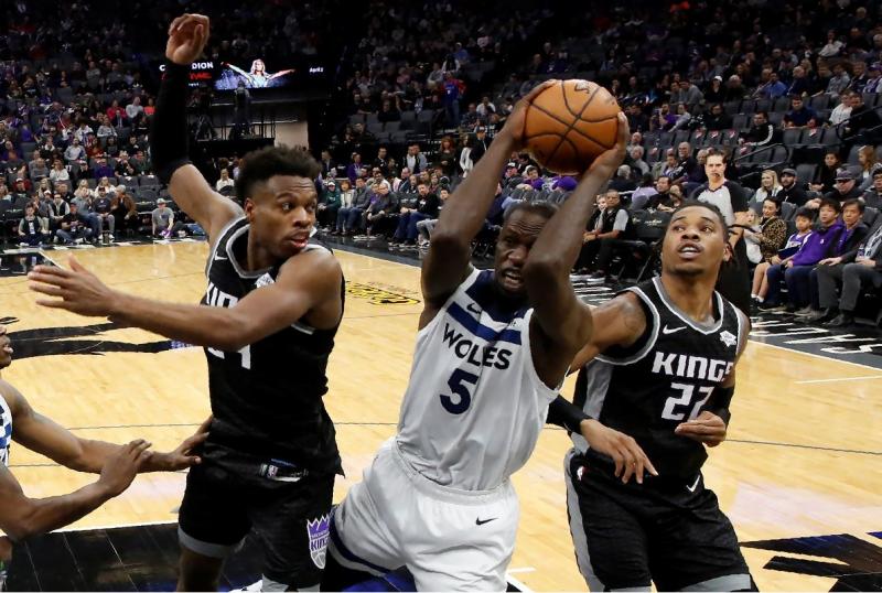 Gorgui Dieng 5 - AP Photo.jpg