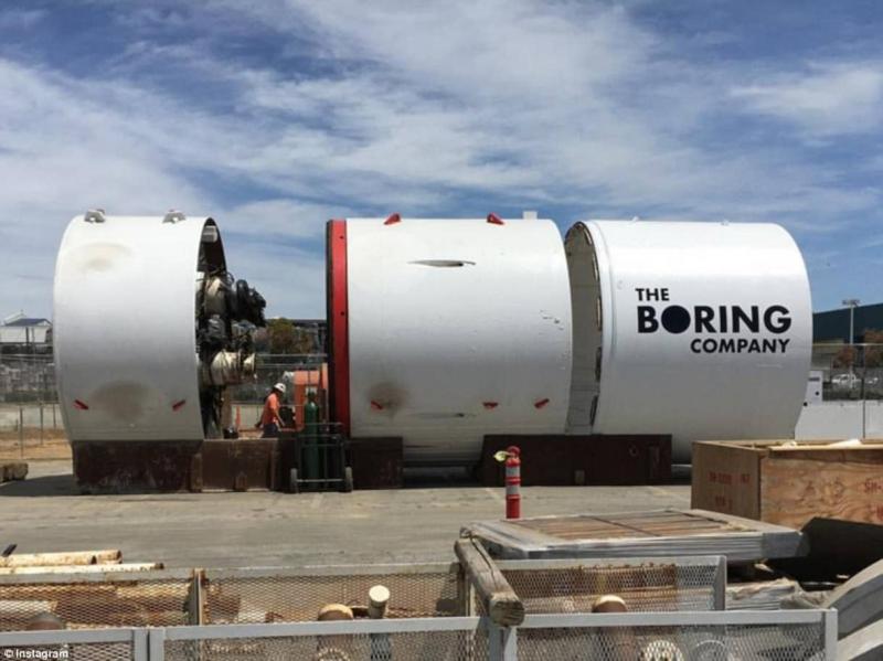 boring-company-tunnel-digger-elon-musk.jpg