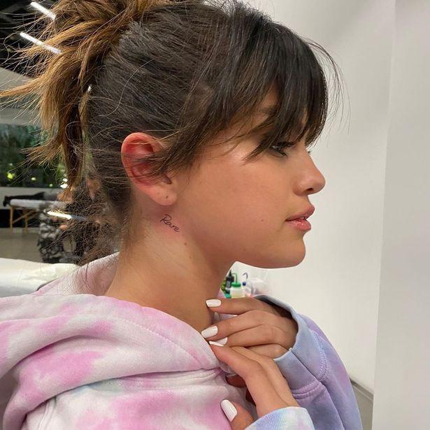 0_Selena-Gomez-unveils-new-tattoo-on-her-neck.jpg