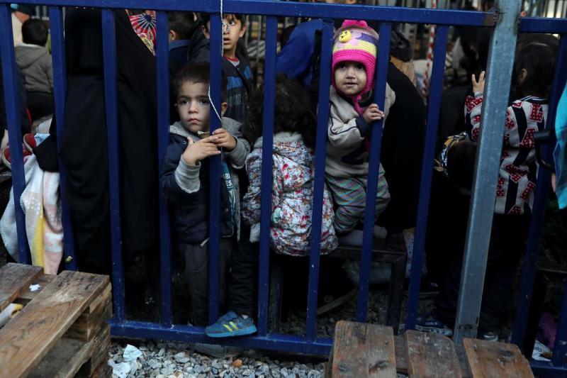 Yunanistan sınırı göçmen çocuklar Reuters.jpg