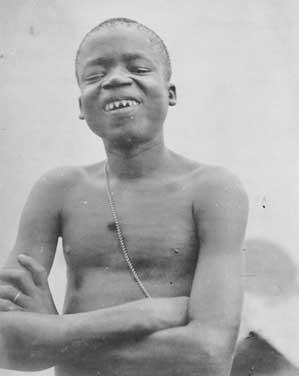 Ota Benga 1904.jpg