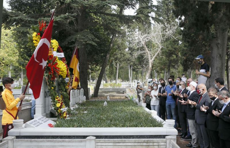 Metin Oktay anma AA.jpg