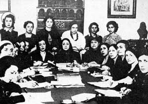 Hüda Şa'rawi ve Mısırlı ilk feministler.jpg