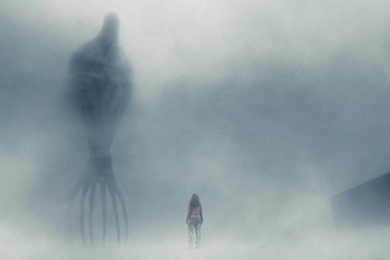 2016 yapımı Geliş (Arrival) filminde de ahtapot benzeri uzuvlara sahip uzaylılar işlenmişti (IMDB).jpg