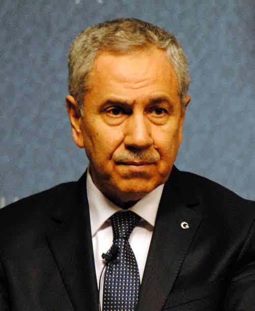 Bülent Arınç.jpg