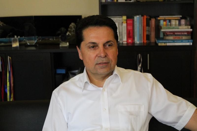 Ahmet Özer