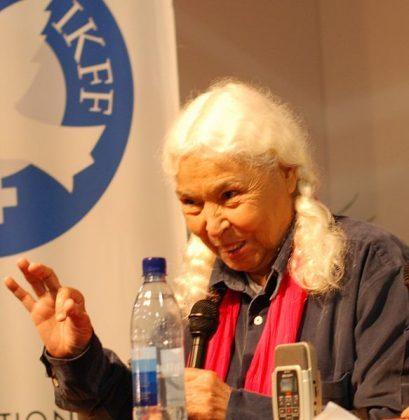 Çetin muhalif kadın Dr. Nevval El Saadawi .jpg