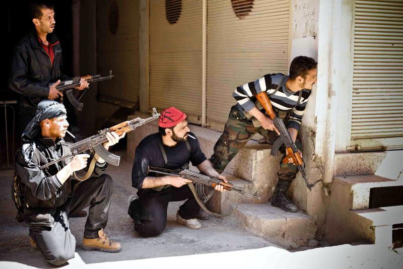 Özgür Suriye Ordusu militanları silahlı çatışmada-2 Nisan 2012-John Cantley