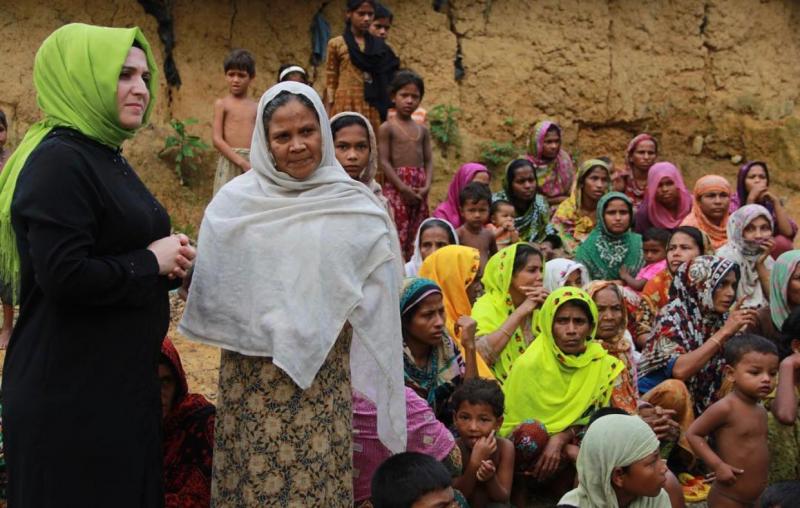 Khutuphalong Kampı - Rohingyalı Müslüman Kadınlar.jpg