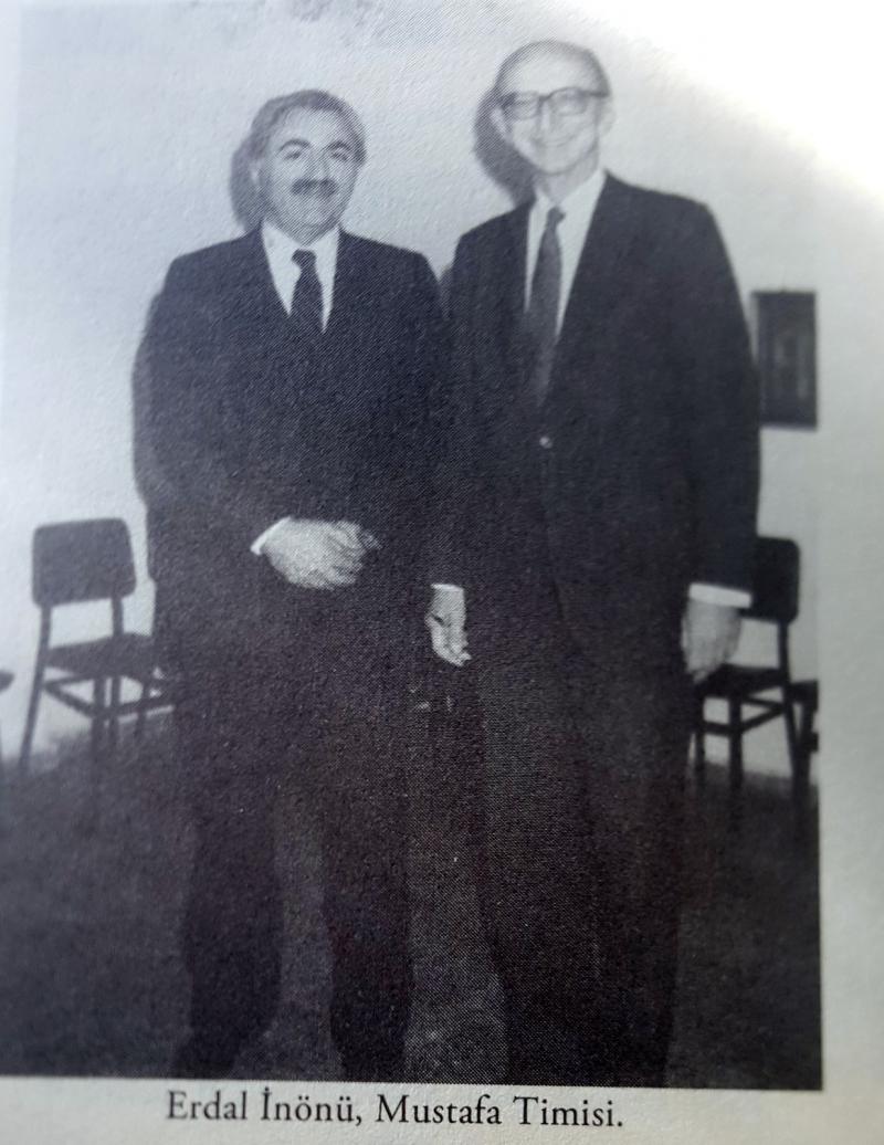 Erdal İnönü ve Mustafa Timisi.jpg