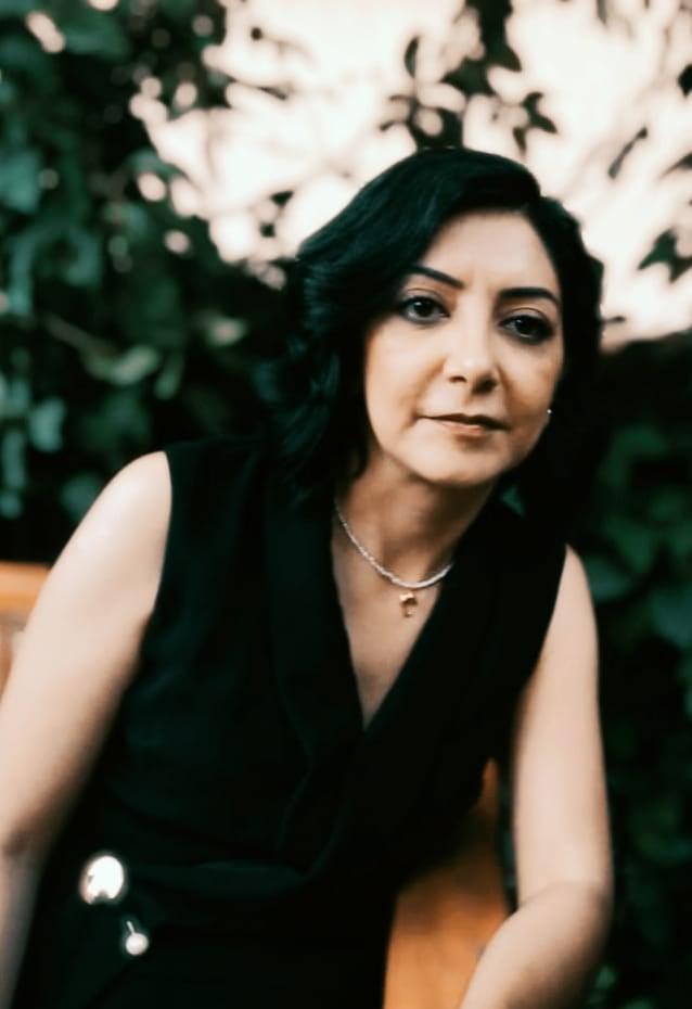 sevgi özdinç.jpg