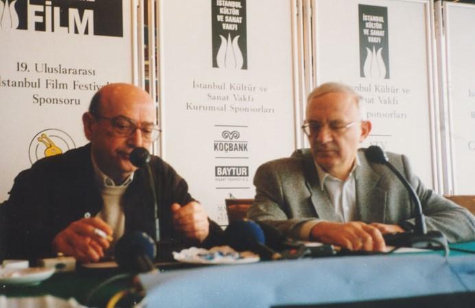 Theodoros Angelopoulos, İstanbul Film Festivali'nde, 2000.jpg