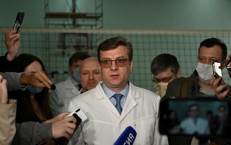 2021-05-09T162726Z_518913466_RC2GCN98O6E3_RTRMADP_3_RUSSIA-POLITICS-NAVALNY-DOCTOR.JPG