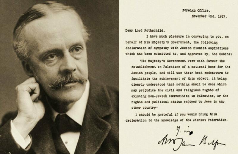 İngiltere Dışişleri Bakanı Arthur J. Balfour ve Yahudi devleti kurulmasına ilişkin bildirgesi.jpg