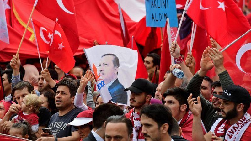 Köln'de Cumhurbaşkanı R. T. Erdoğan'a destek mitingi,31 Temmuz 2016.jpg