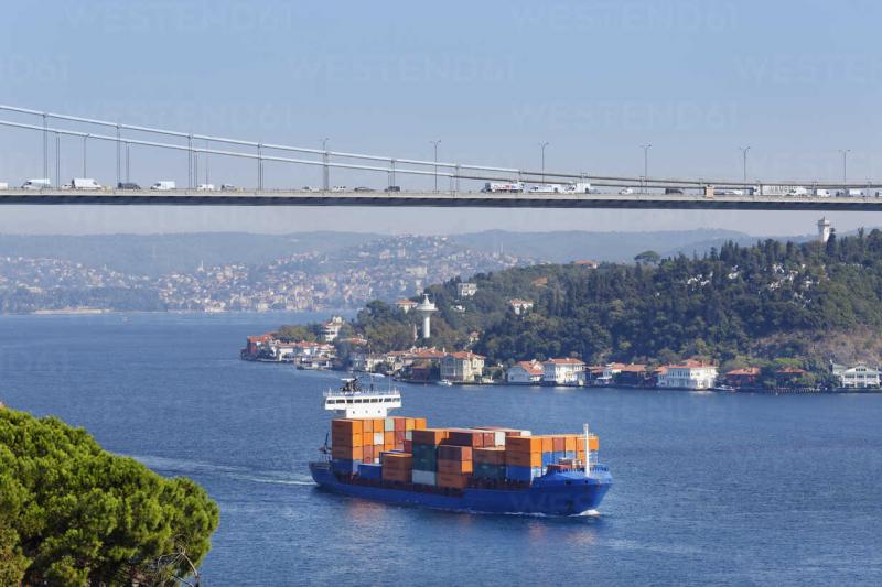 turkey-istanbul-view-of-fatih-sultan-mehmet-bridge-and-cargo-ship-on-bosphorus-SIEF003470.jpeg