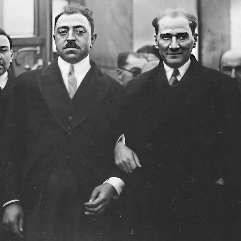 Amanullah ve Atatürk.jpg