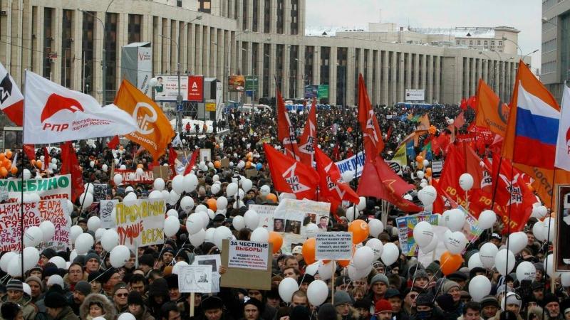 2011-rusya-protesto-reuters.jpg