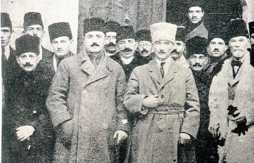 rauf paşa atatürk (1).jpg