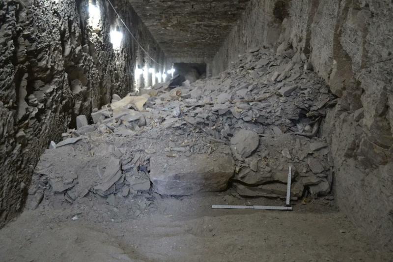 Hatşepsut Tapınağı'ndaki yığın