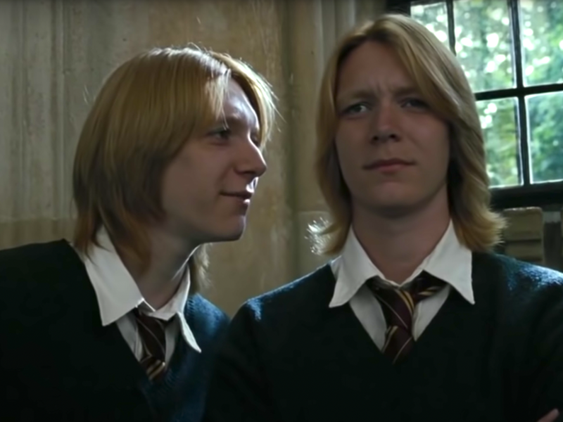 weasley twins.png