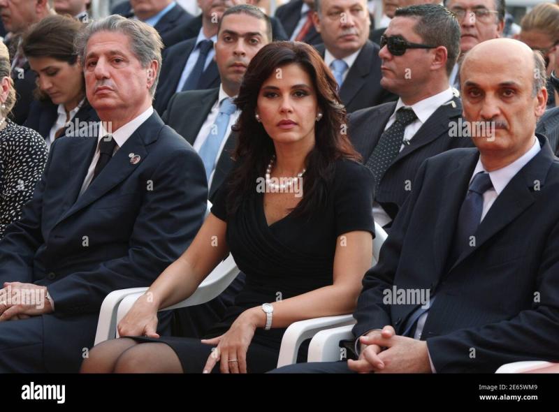 Lübnan Kuvvetleri lideri Semir Caca ve milletvekili eşi Strida (sağdan birinci ve ikinci ). Fotoğraf-Alamy .  .jpg