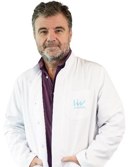 Dr. Akın Banaz MedClinics.jpg