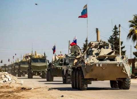 Rus tankları, SDG ile Suriye anlaşması sonrası TSK operasyonunun önünü kesmek üzere harekete geçti.jpeg