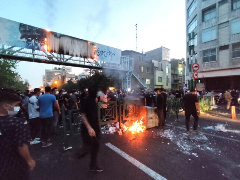 İran'da protestolar devam ediyor