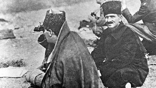 Salih Bozok Atatürk.jpg