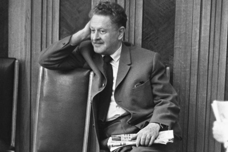 Nazım Hikmet.jpg