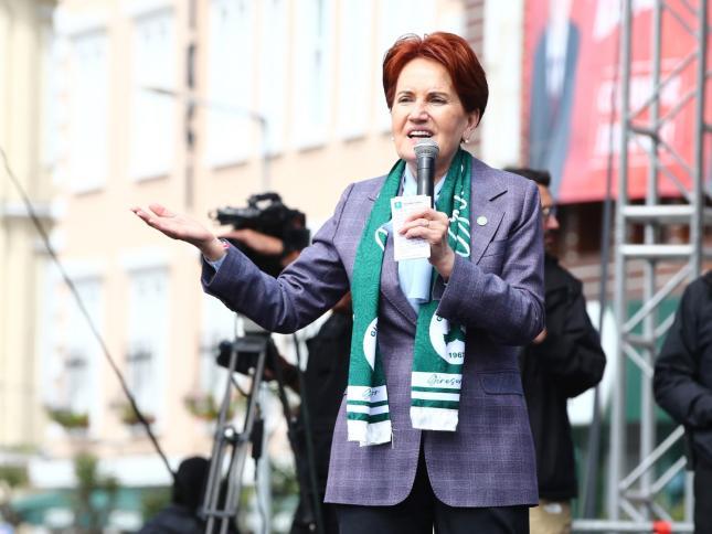 meralakşener.jpg