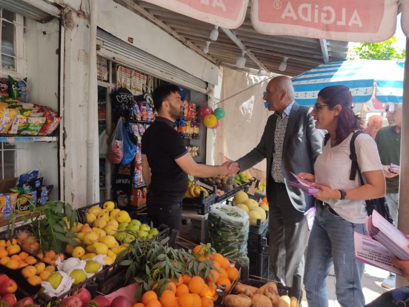 George Aslan ve partililerin seçim çalışması