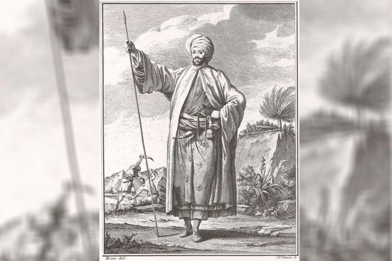 Haritacı ve kâşif Carsten Niebuhr, Yemen İmamı'nın hediye ettiği  seçkin bir Arap giysisiyle . .jpg