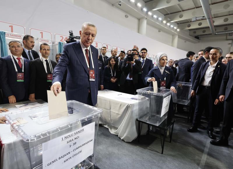 AA-20231007-32333687-32333686-AK_PARTI_4_OLAGANUSTU_BUYUK_KONGRESI.jpg
