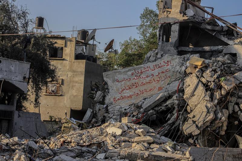 Kurtarma ekipleri bombalanan yerlere ulaşamıyor.jpg