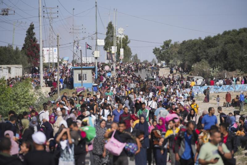 Gazze-Selahaddin Caddesi, güneye kaçanların geçmek zorunda olduğu ölüm geçidi gibi, Kasım 2023 Fotoğraf Independent Arabia.jpg