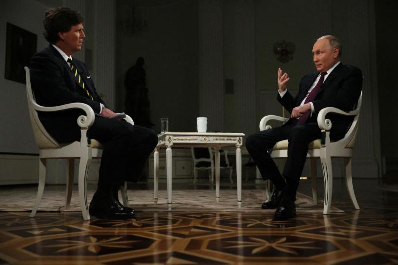 CIA Başkanı'nın başarısız dediği  Putin, ABDli gazeteci Tucker Carlson'un röportajıyla tartışma yarattı. 9 Şubat 2024 AFP.jpg